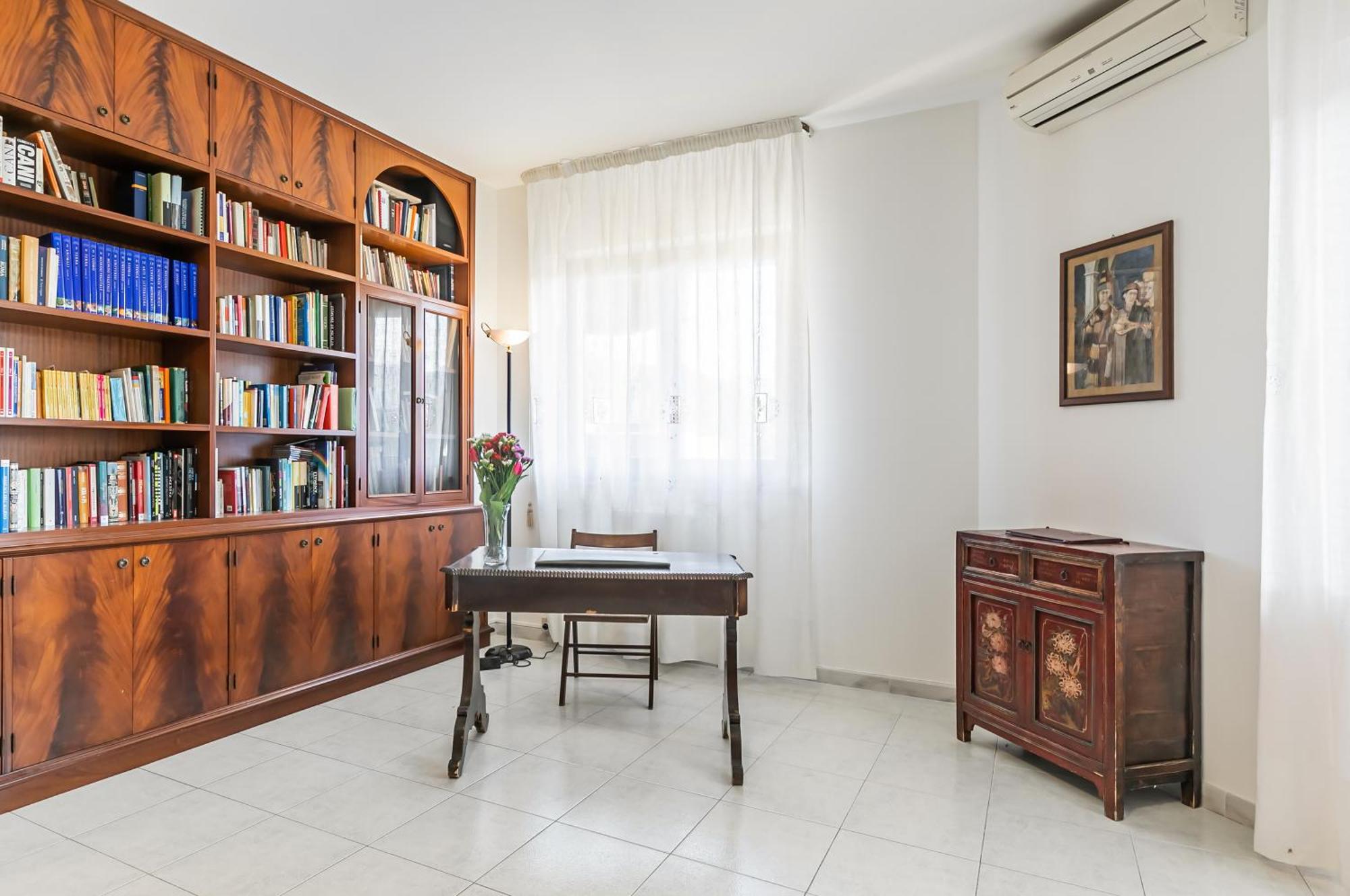 Palazzo Reale & Piazza Indipendenza Roomy Flat Palerme Extérieur photo